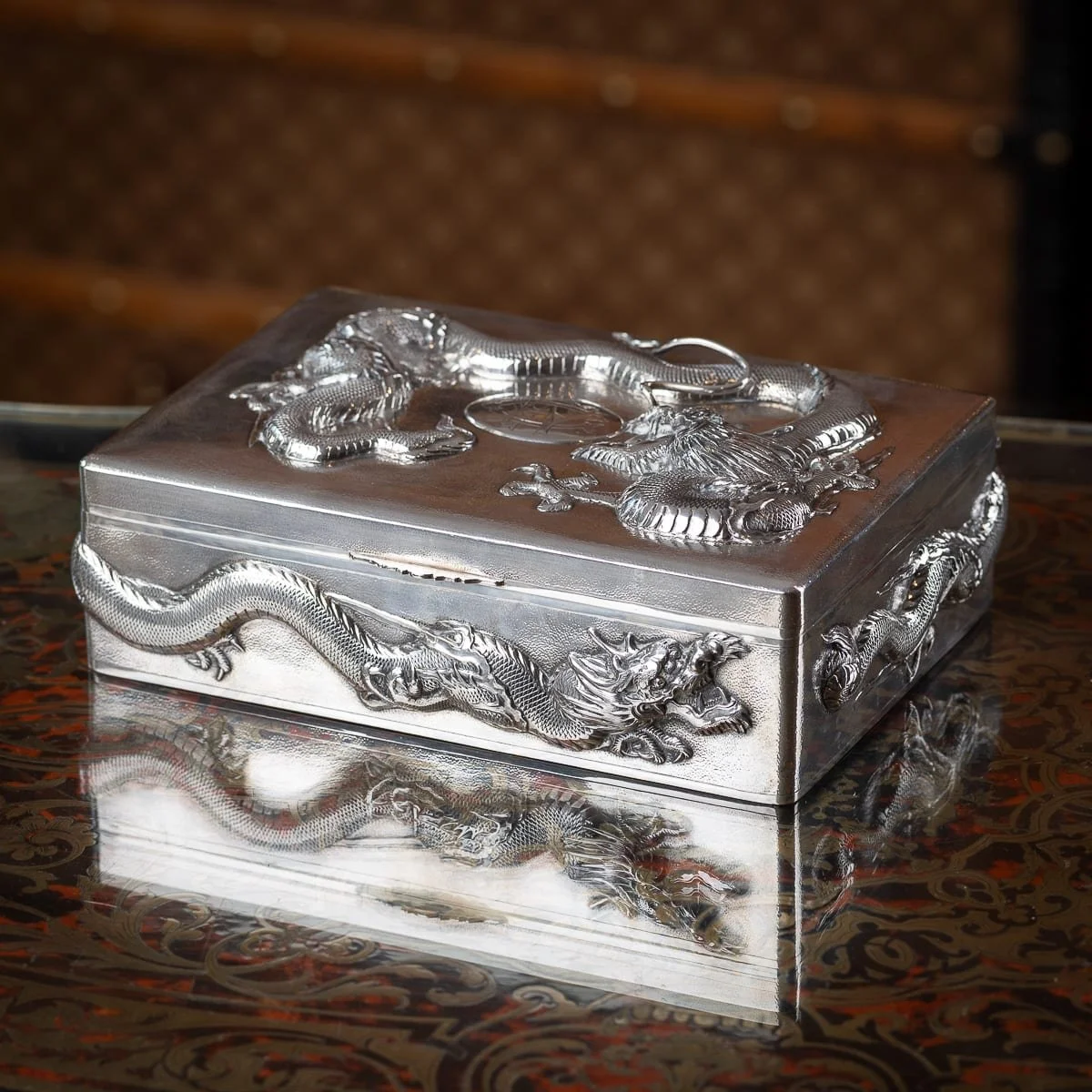 ANTIQUE 20thC CHINESE SOLID SILVER DRAGON CIGAR BOX, SHANGHAI